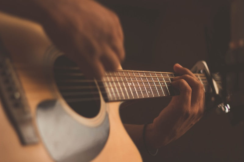 Acoustic Guitar Beginner Bundle Natural